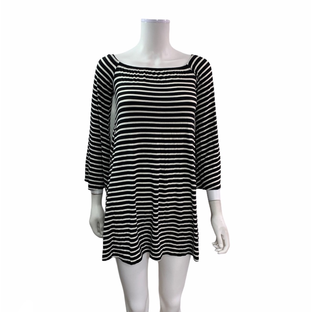 Vestique  Off The Shoulder Sleeve Striped Dress